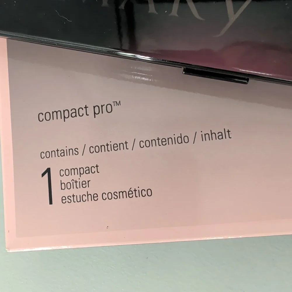 Mary Kay Compact Pro Black Magnetic Refillable Makeup Palette Case New 018587